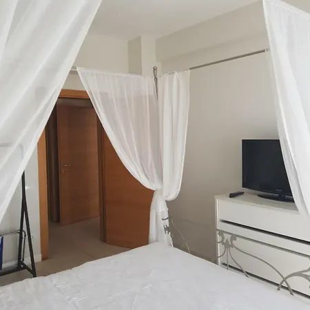 Stegeo Tudor's Apartment Mamaia
