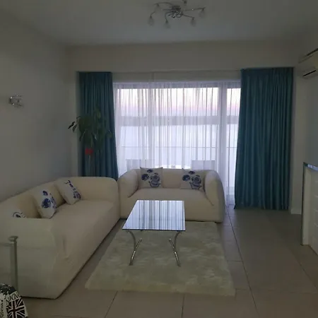 Stegeo Tudor's Apartment *