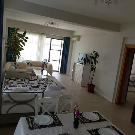 Apartment Stegeo Tudor's